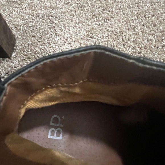 BP Lance Block Heel Bootie - Picture 5 of 8